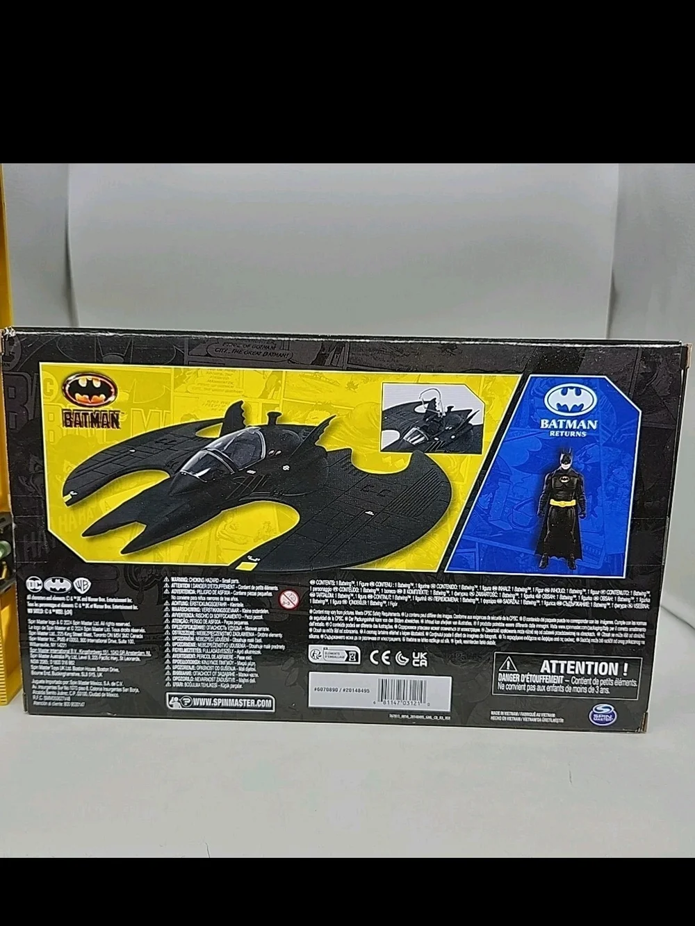 Batman Batwing Playset with Black Batwing and Black Batman Figure